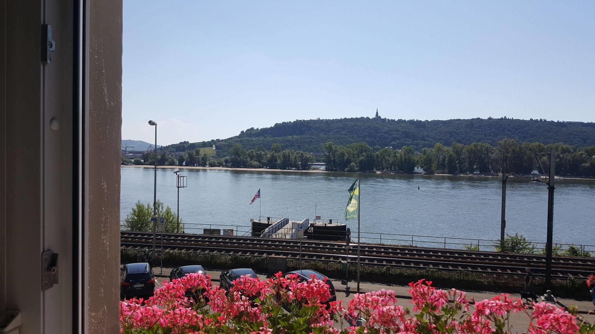 Hotel Krone Ruedesheim Ruedesheim am Rhein Exterior photo